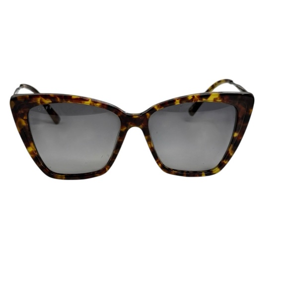Diff Eyewear Tortoise Cat-Eye Sunglasses with Gray Lenses